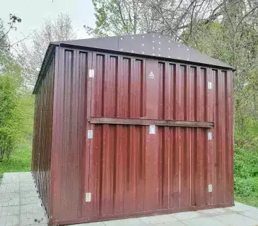 Гараж для снегохода в шоколадном цвете в дер. Протасово, Ступинский р-н, МО